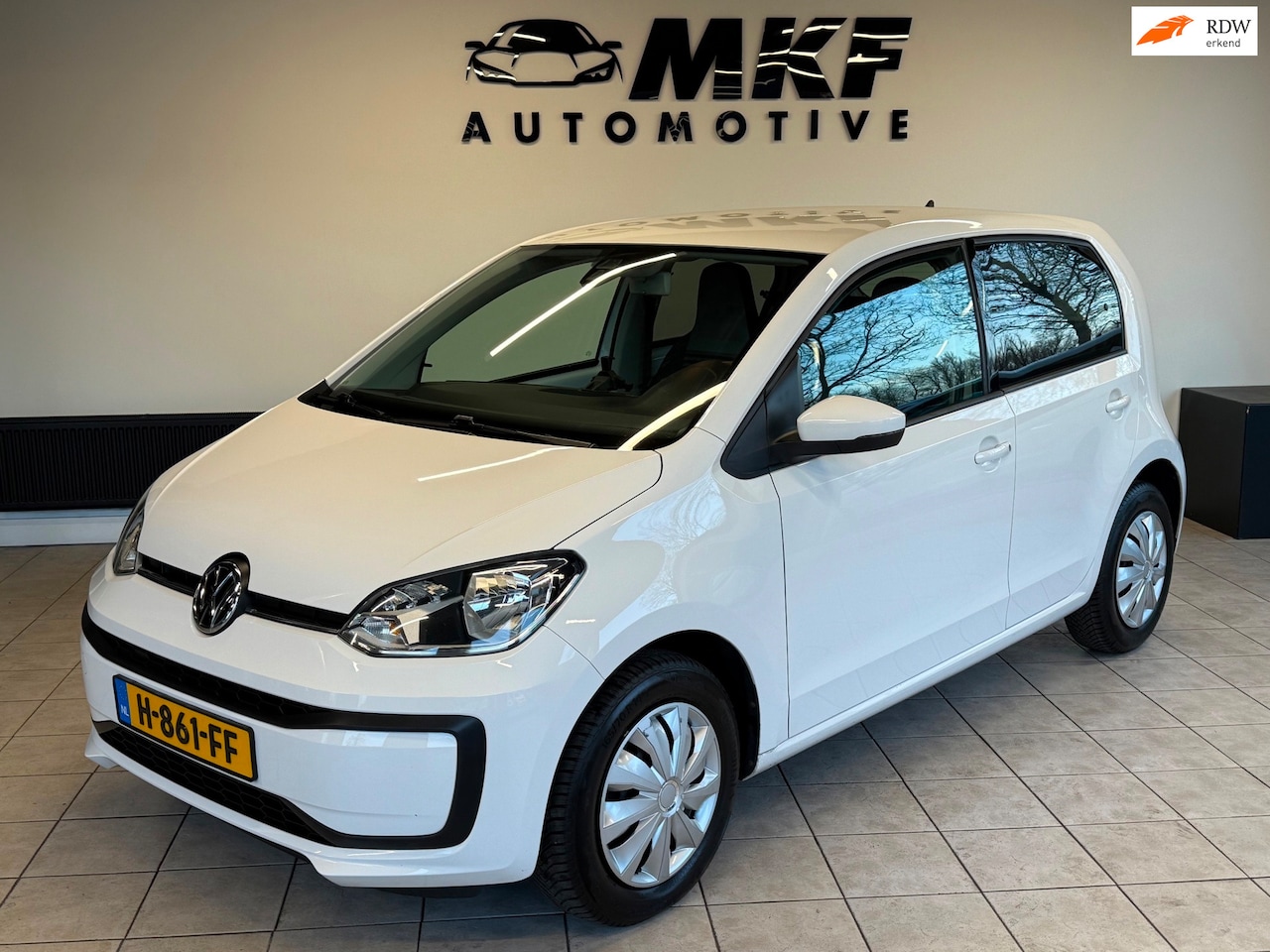 Volkswagen Up! - 1.0 BMT high up! 2018 WIt 5-Deuren/Airco/APK! - AutoWereld.nl