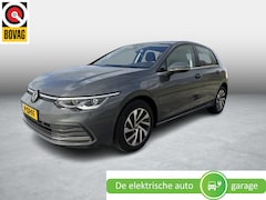Volkswagen Golf - 1.4 eHybrid Style | trekhaak | Stoel + Stuur verwarming | Carplay |