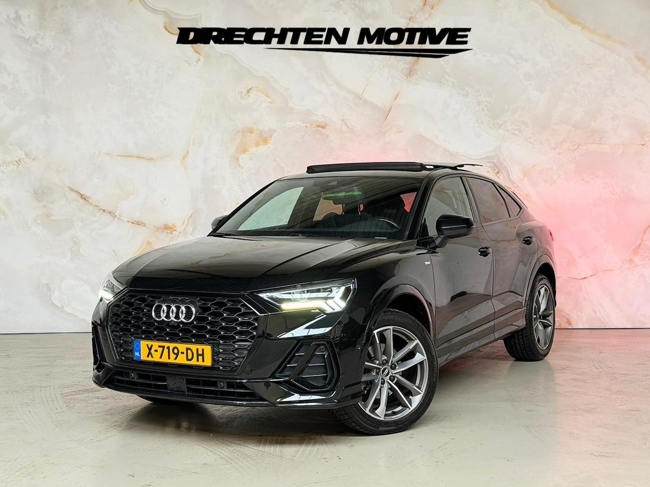 Audi Q3 Sportback - 35 TFSI Pro Line S Pano / 360 / Leder / - AutoWereld.nl