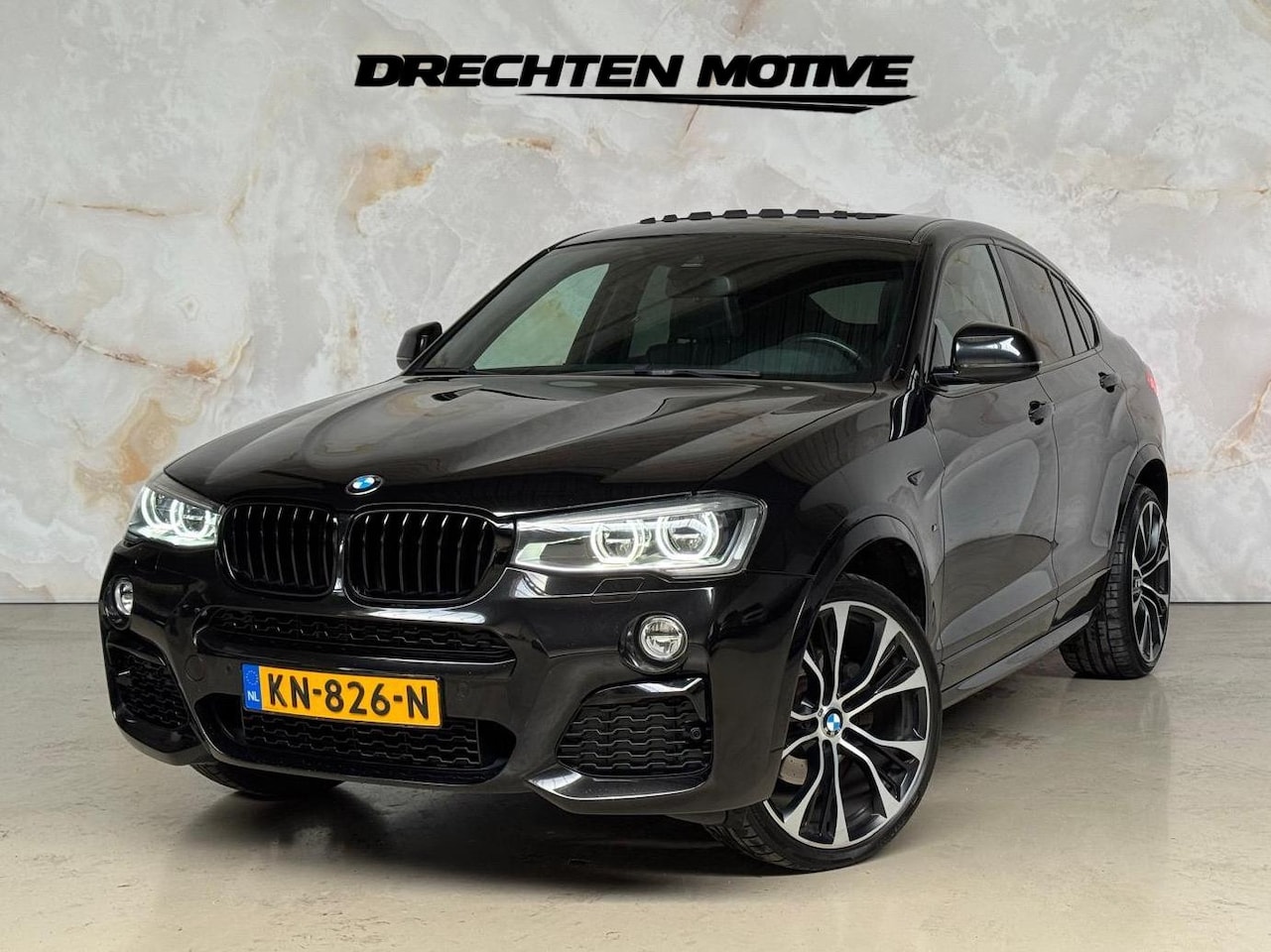 BMW X4 - xDrive35d High Executive / M uitgevoerd / Pano / vol / - AutoWereld.nl