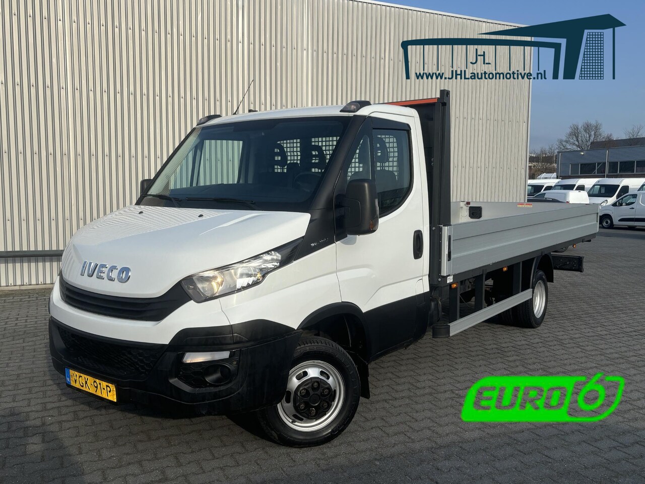 Iveco Daily - 35C18 3.0 410*LAADBAK*CRUISE*A/C*3500KG*PDC* - AutoWereld.nl