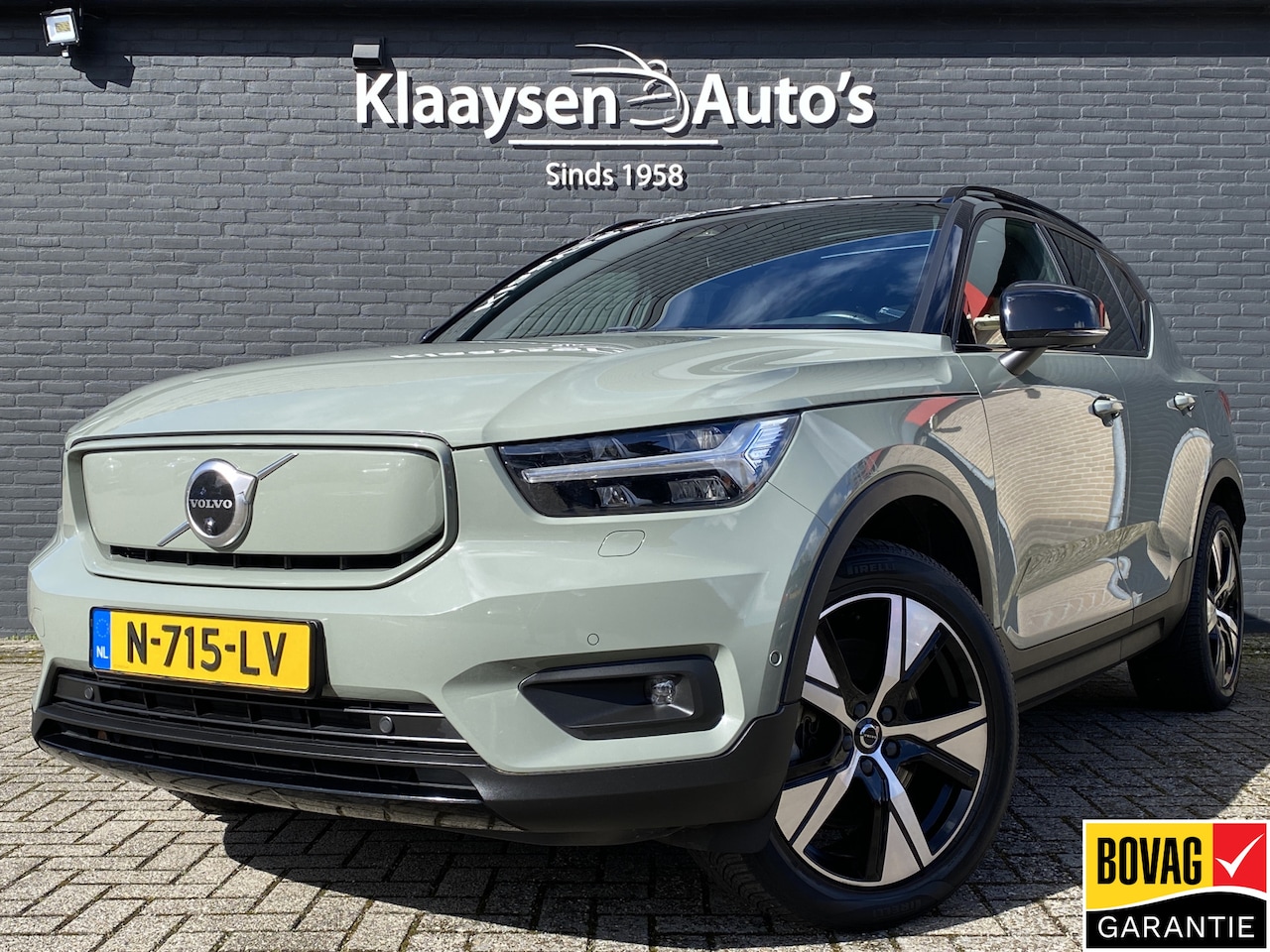 Volvo XC40 - Recharge P8 AWD 408 pk Twin Pro | 1e eigenaar | dealer onderh. | panoramadak | trekhaak | - AutoWereld.nl