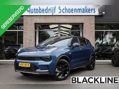 Lynk & Co 01 - 1.5 261PK MY23+BLACKLINE + 6.6 Kwh LADEN ZWARTE-HEMEL 360-CAMERA PANO/SCHUIF INFINITY ZWAR