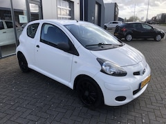 Toyota Aygo - 1.0-12V Now