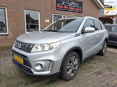 Suzuki Vitara - 1.0 Boosterjet Select. 1ste eigenaar, dealer onderhouden. Zeer netje en luxe o.a. camera,