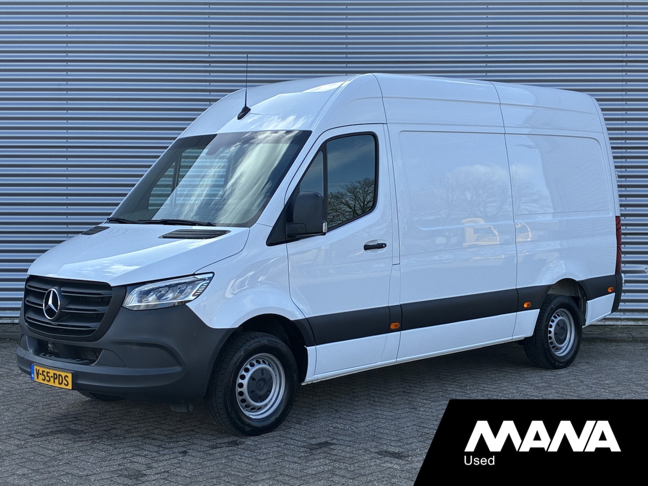 Mercedes-Benz Sprinter - 315 150PK L2H2 RWD Automaat LED Camera Cruise Trekhaak - AutoWereld.nl