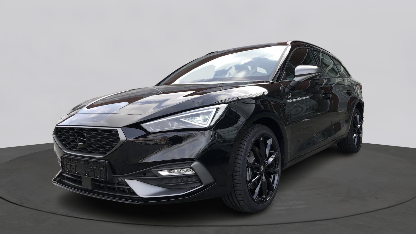 SEAT Leon Sportstourer - 1.5 TSI e-Hybrid FR Business Black pakket, panormadak, verwarmbare voorstoelen - AutoWereld.nl