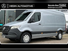 Mercedes-Benz eSprinter - 320 L2/H2 Pro 81kWh | Winterpakket | High-performance LED-koplampen | Trekhaak | Parkeerpa