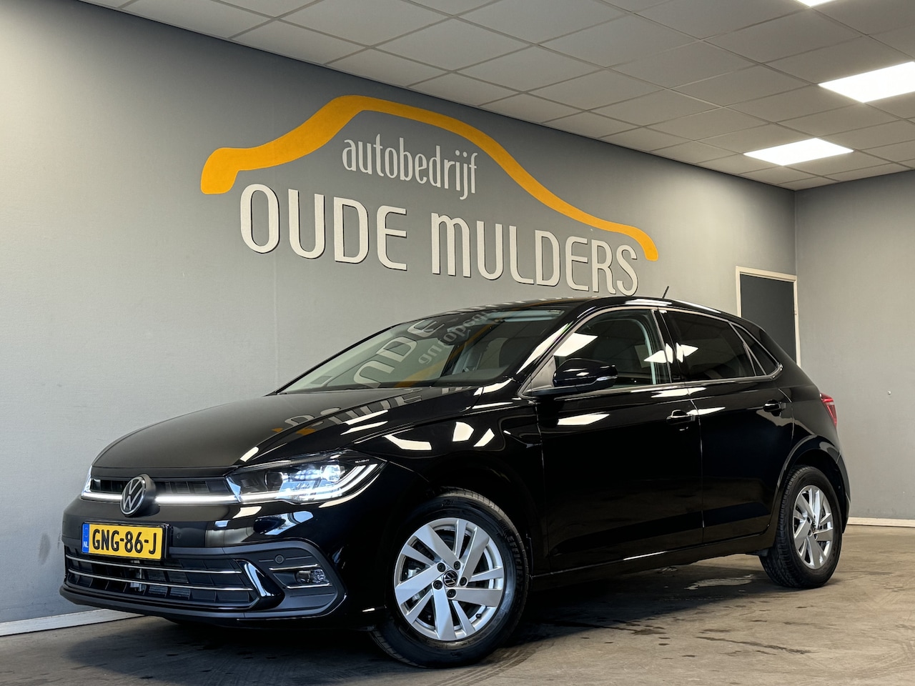 Volkswagen Polo - 1.0 TSI Style ACC / Carplay / Parkeersensoren / Stoelverwarming - AutoWereld.nl