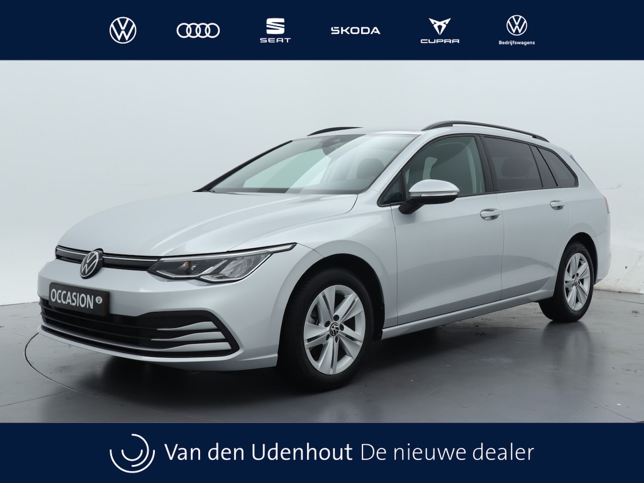 Volkswagen Golf Variant - 1.0 TSI 110pk Life / Navigatie / Parkeersensoren / Trekhaak - AutoWereld.nl