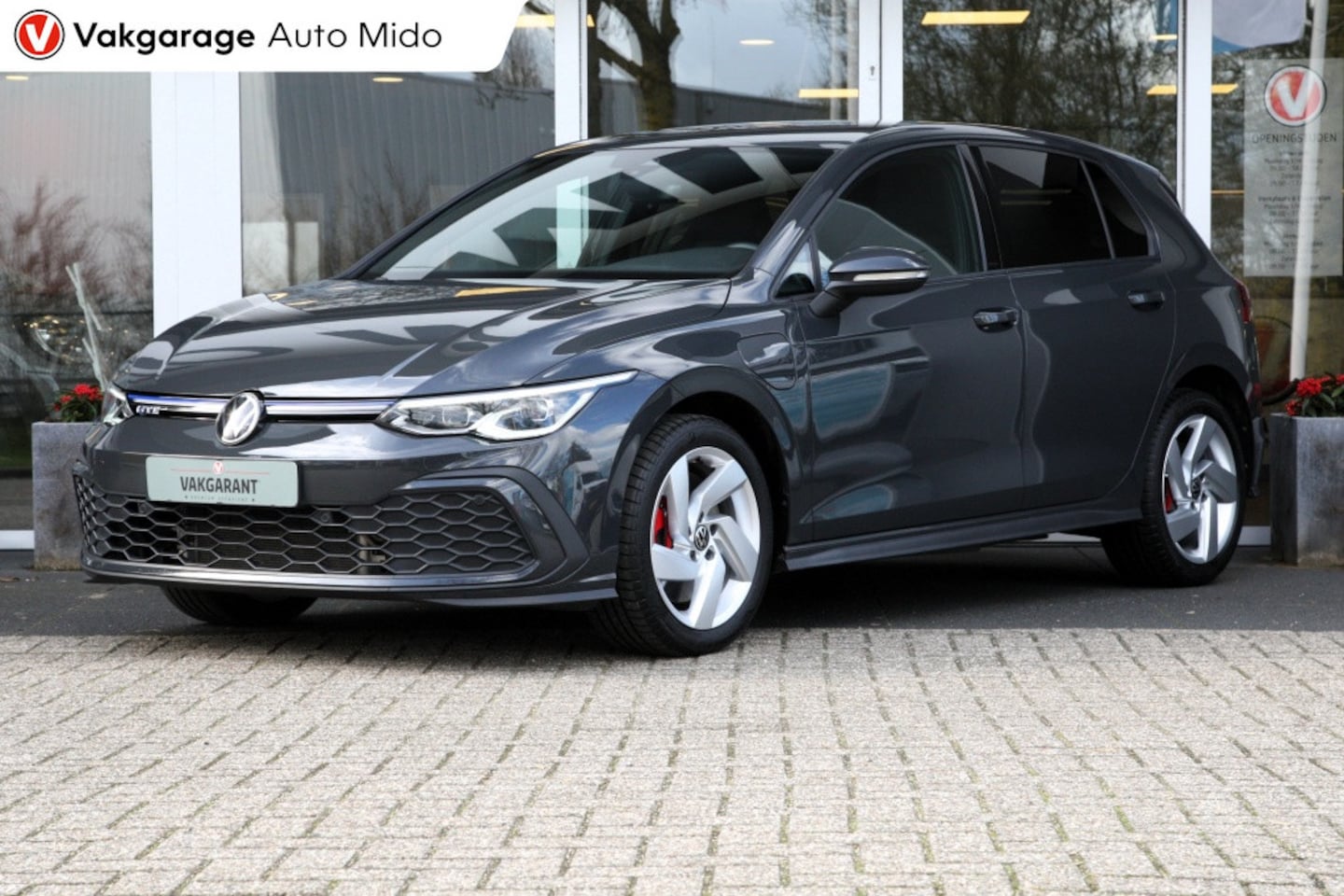 Volkswagen Golf - 1.4 eHybrid GTE | Lage KM stand - AutoWereld.nl
