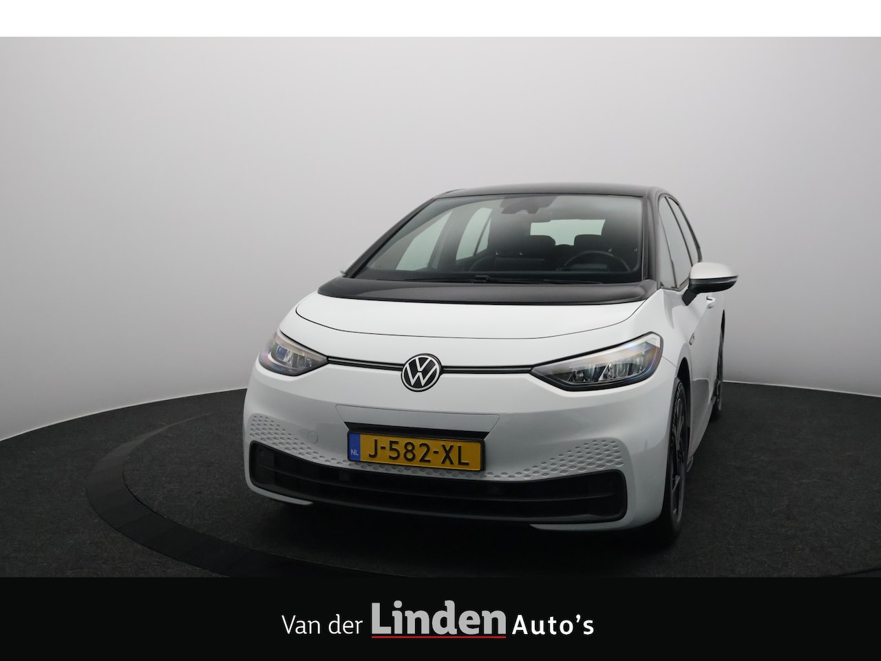 Volkswagen ID.3 - First 58 kWh SOH 93,2% | Trekhaak | Navigatie | Carplay&Android | Stoel/Stuurverwarming - AutoWereld.nl
