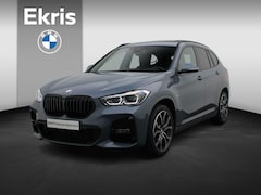 BMW X1 - sDrive20i High Executive | M Sportpakket | Parking Pack | Trekhaak | Panoramadak | Laserli