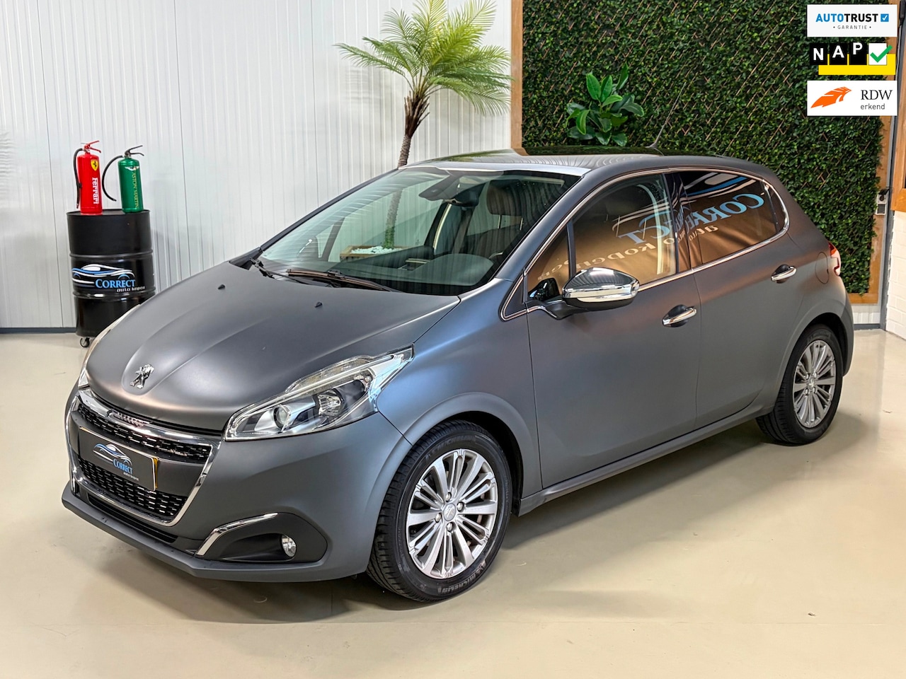 Peugeot 208 - 1.2 PureTech Allure|110PK|Automaat|Pano|Cruise|Airco| - AutoWereld.nl