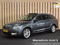 Skoda Octavia Combi - 1.2 TSI Greentech Ambition Businessline Trekhaak 1e eig. Panoramadak Navi Cruise Clima PDC
