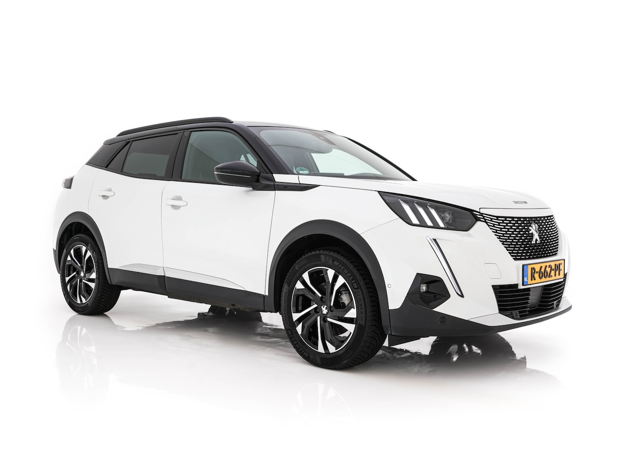 Peugeot e-2008 - EV GT 50 kWh {SOH-91%} Aut. *DIGI-COCKPIT | FULL-LED | BLIS | KEYLESS | LEATHER-FABRIC | C - AutoWereld.nl