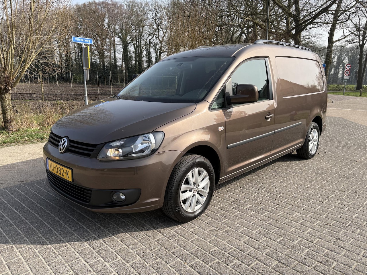 Volkswagen Caddy Maxi - 1.6 TDI DSG - Lage KM stand - AutoWereld.nl