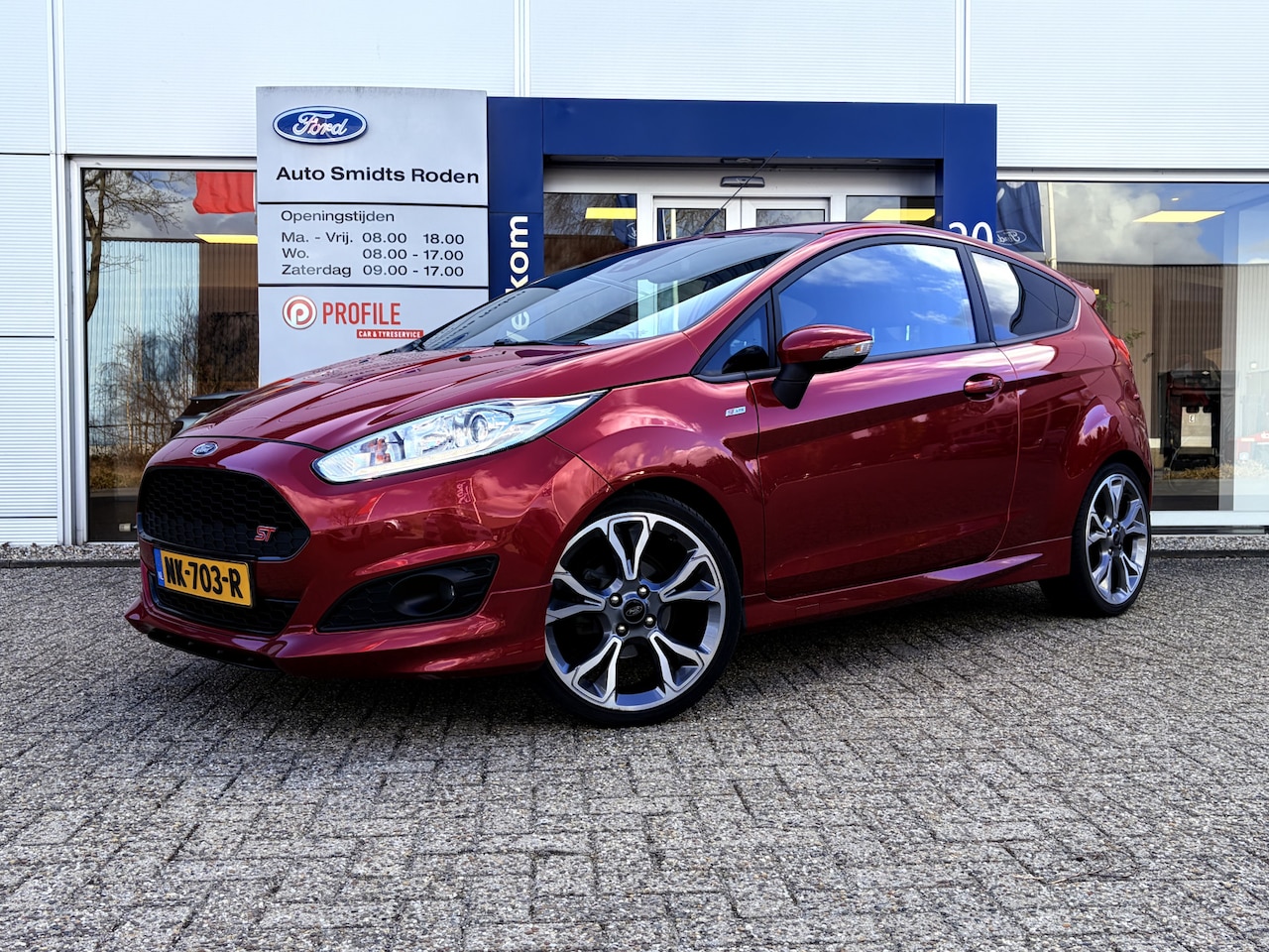 Ford Fiesta - 1.0 125PK ST- Line | 18-inch | Grote spoiler | Voorrruitverwarming | LED | - AutoWereld.nl