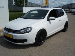 Volkswagen Golf - 1.4 TSI 90KW 3D Comfortline