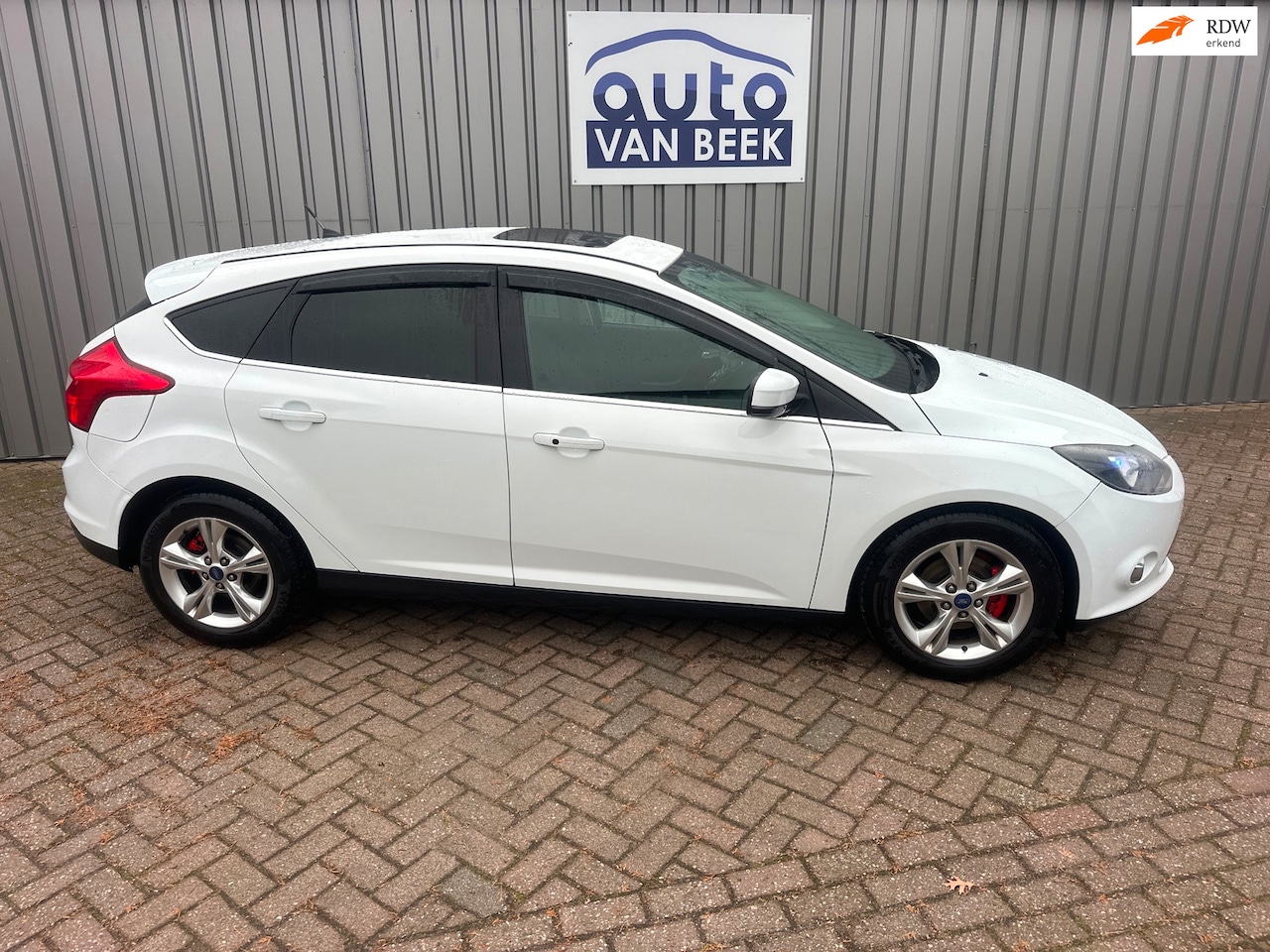 Ford Focus - 1.0 EcoBoost Lease Titanium 1.0 EcoBoost Lease Titanium - AutoWereld.nl