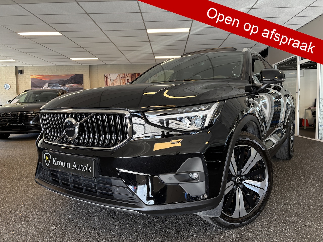 Volvo XC40 - T4 Plug-in Ultimate Bright / Panoramadak / Leer - Alcantara / Harman-Kardon / Dab+ / Apple - AutoWereld.nl