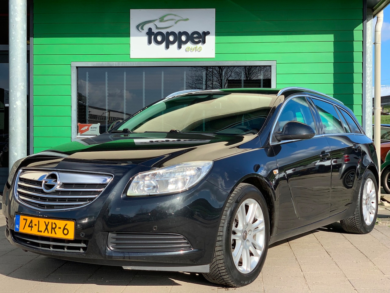 Opel Insignia Sports Tourer - 1.6 T Edition|Navigatie|Trekhaak| - AutoWereld.nl