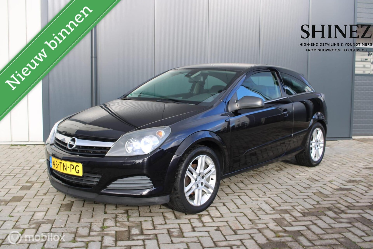 Opel Astra GTC - 1.8 Cosmo |Sportief! - AutoWereld.nl