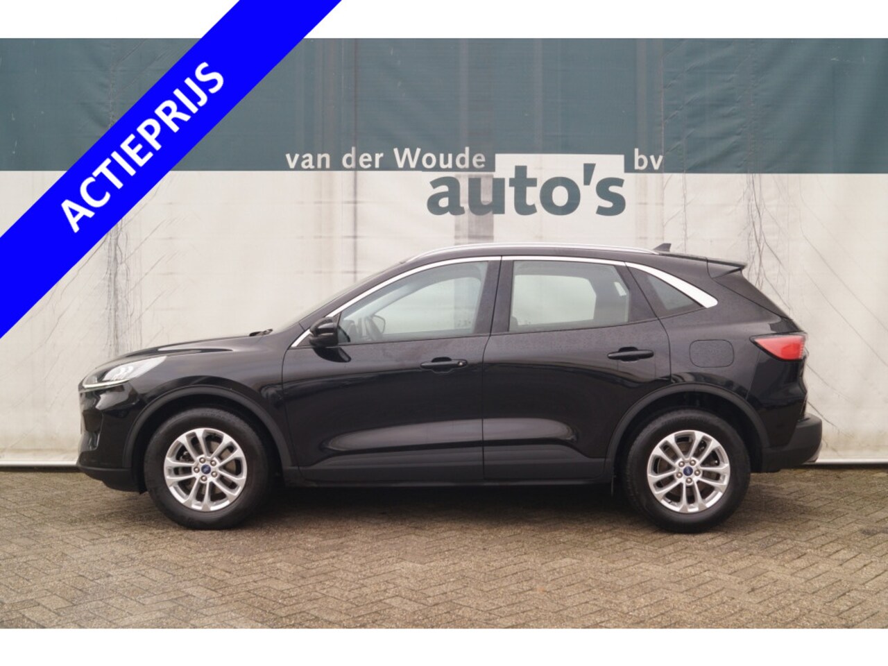 Ford Kuga - 1.5 EcoBoost Titanium Pack -NAVI-ECC-CAM-TREKHAAK- - AutoWereld.nl