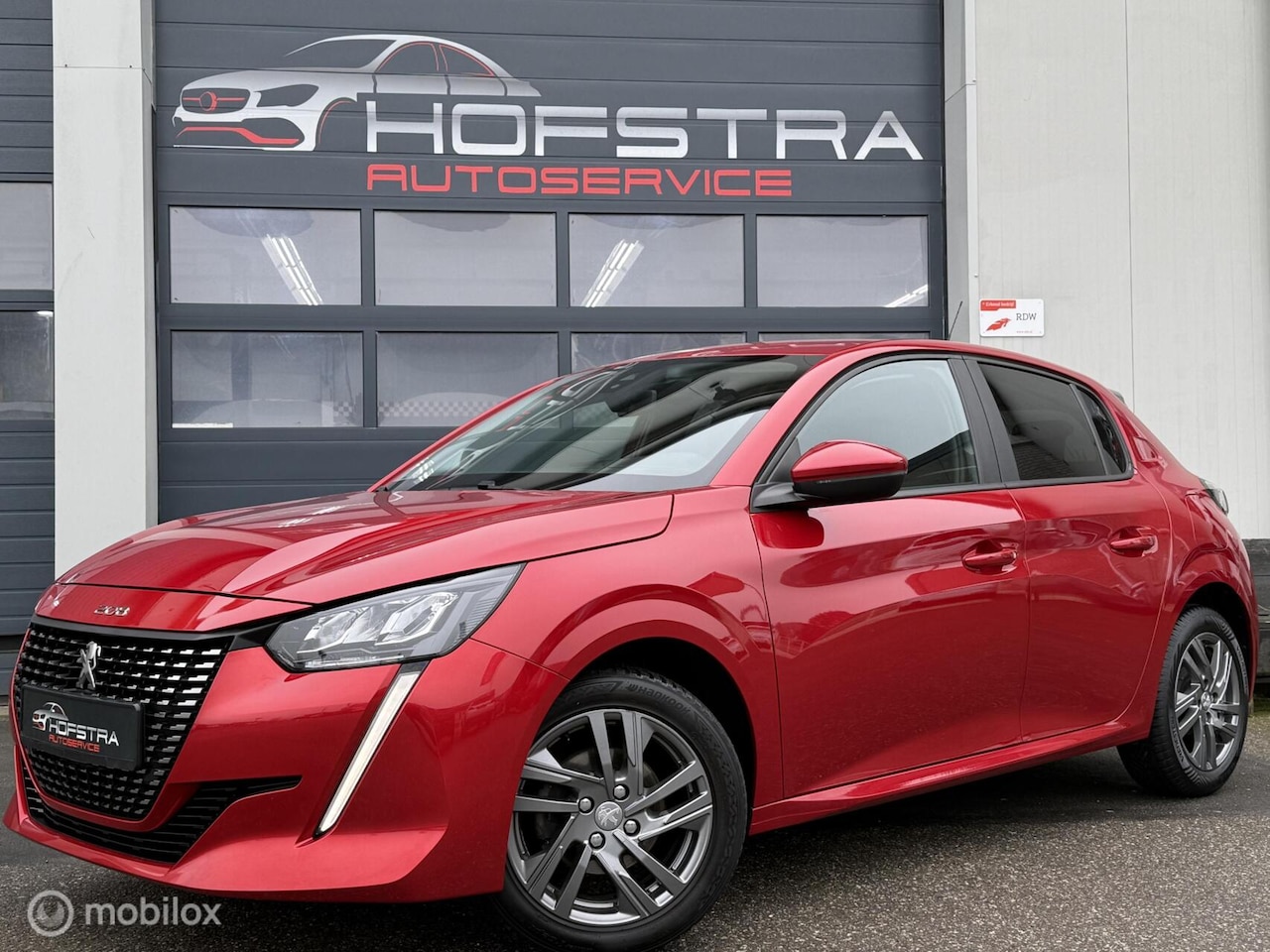 Peugeot 208 - 1.2 PureTech Active Pack Full-Led CarPlay LM Pdc - AutoWereld.nl