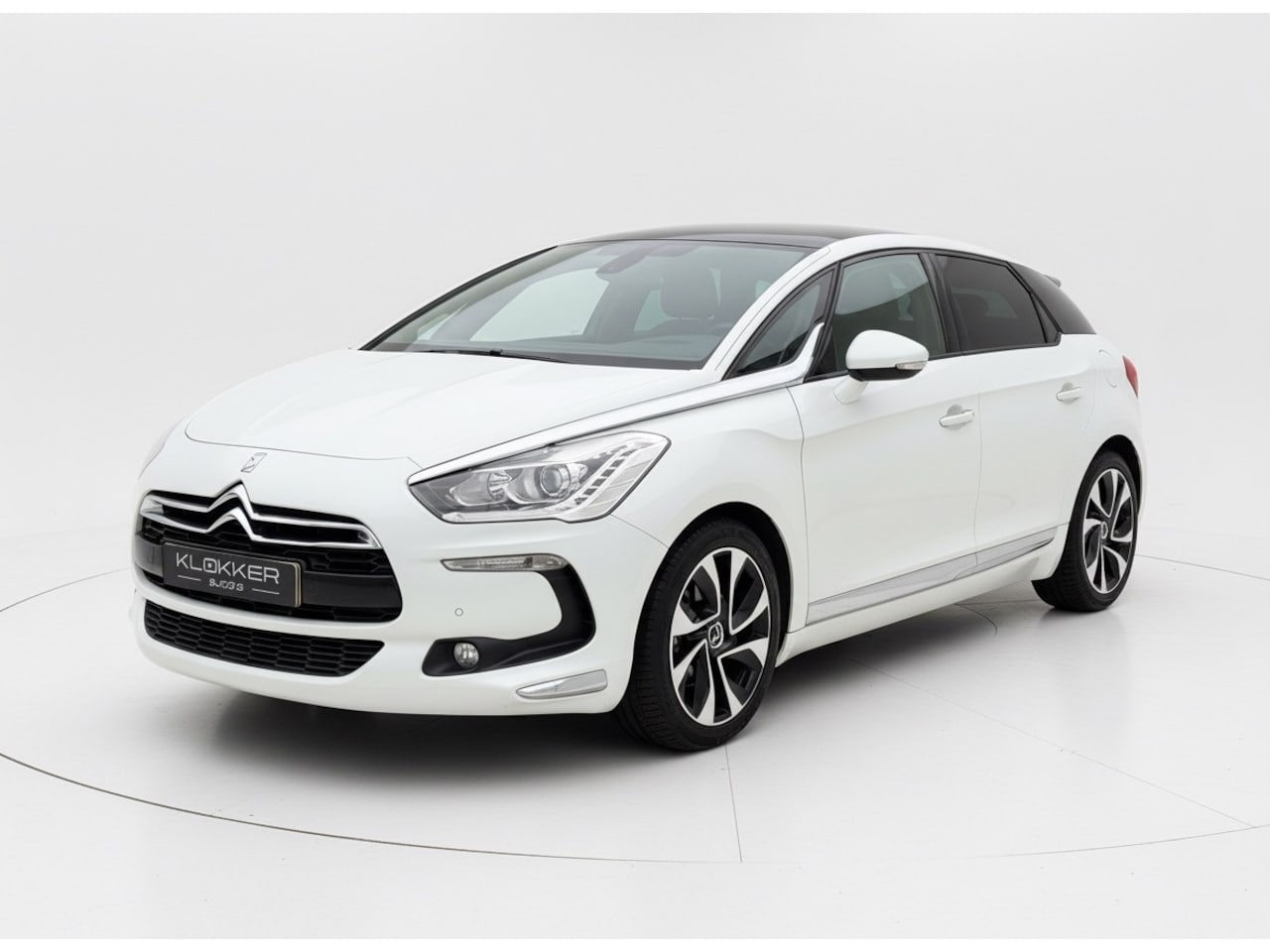 Citroën DS5 - 1.6 156PK So Chic Panodak|Leder/Alcantara|Automaat|Camera - AutoWereld.nl