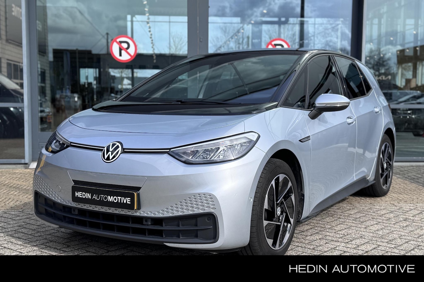 Volkswagen ID.3 - Pro Edition 58 kWh | Stoel + stuurverwarming | Camera | Trekhaak | - AutoWereld.nl