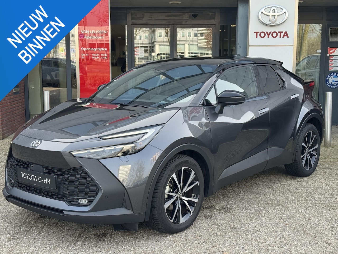 Toyota C-HR - 1.8 Hybrid 140 FIRST EDITION STOEL/STUURVERW BLIND SPOT KEYLESS PARK-SENSOREN NAVI CLIMA A - AutoWereld.nl