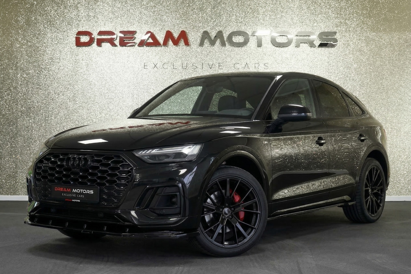Audi Q5 Sportback - 55 TFSI e Quattro S-Line COMPETITION 367pk | SQ5 | OLED - AutoWereld.nl