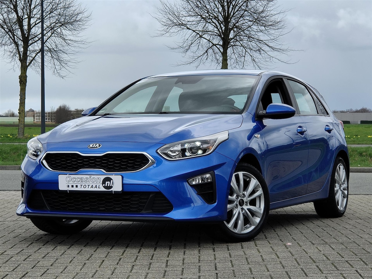 Kia Cee'd - Ceed 1.4 T-GDi DynamicPlusLine | Carplay | Camera | Stoel+ Stuurverwarming - AutoWereld.nl