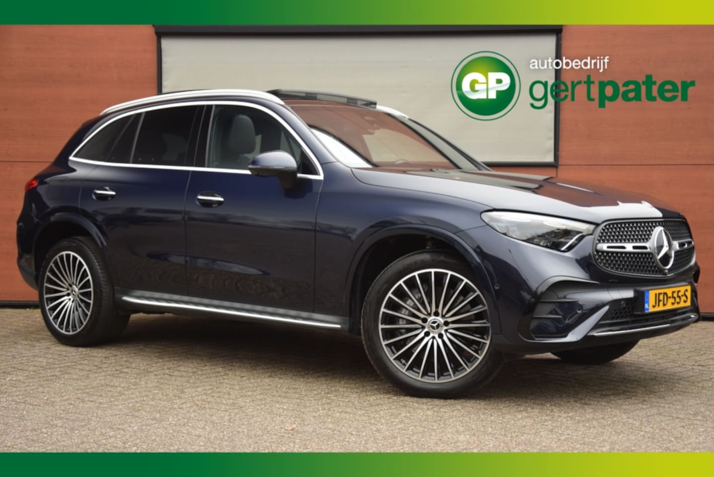 Mercedes-Benz GLC-klasse - 300e 4MATIC AMG-Line Pano/Burmester/Matrix/360Camera - AutoWereld.nl