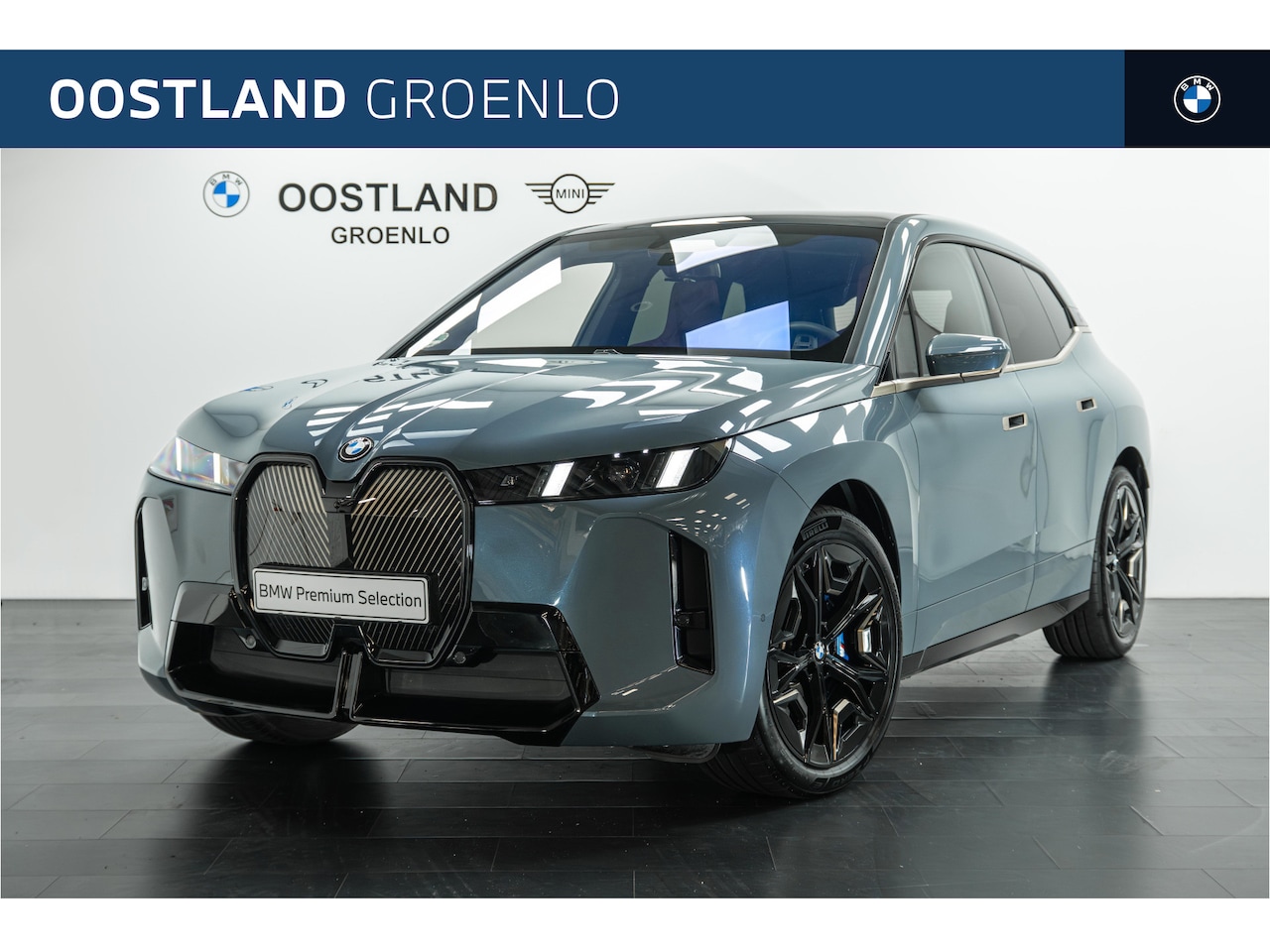 BMW iX - xDrive60 M Sport / Trekhaak / Panoramadak / Comfort Access / Soft-Close / Stoelventilatie - AutoWereld.nl