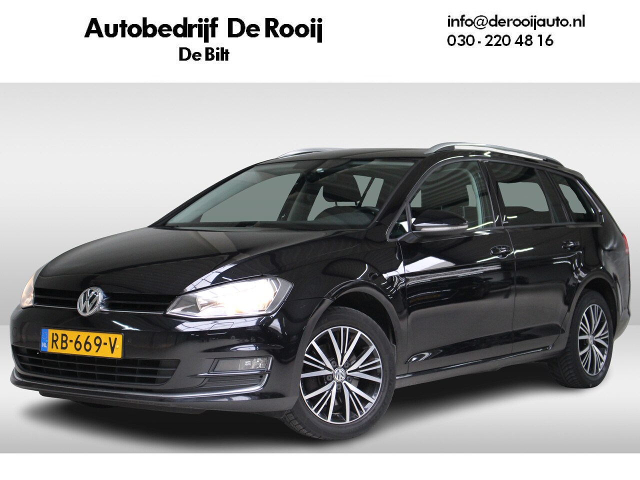 Volkswagen Golf Variant - 1.2 TSI Connected Series Navigatie | Parkeersensoren | Stoelverwarming | Dealeronderhouden - AutoWereld.nl