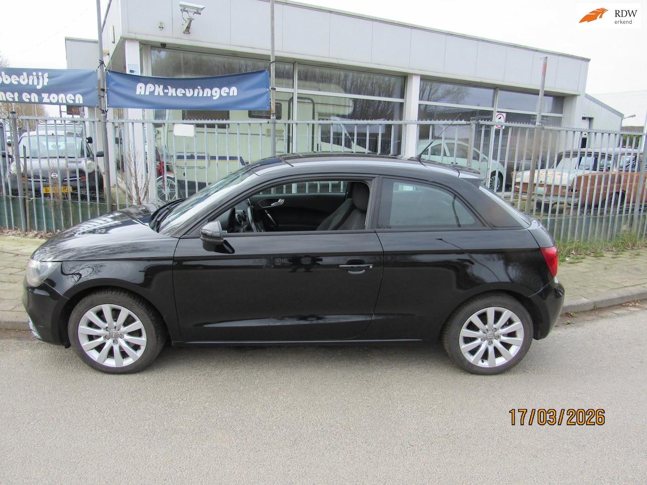 Audi A1 - 1.6 TDI Attraction Pro Line 1.6 TDI Attraction Pro Line,airco - AutoWereld.nl