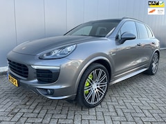 Porsche Cayenne - 3.0 S E-Hybrid SPORT-DESIGN/ PANO/ SPORTCHRONO
