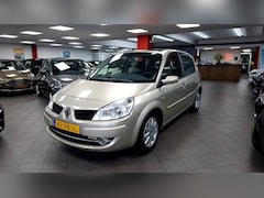 Renault Scénic - 2.0-16V Tech Line