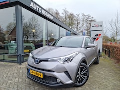 Toyota C-HR - 1.8 Hybrid Team D/TREKHAAK/PARK.SENS/NAVI/AUTO INPARKEREN/STUUR-EN STOELVERWARMING