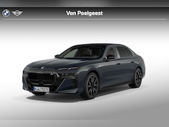 BMW 7-serie - M760e xDrive | Individual Interieur | M Performance Pack | Innovation Pack | Executive Pac