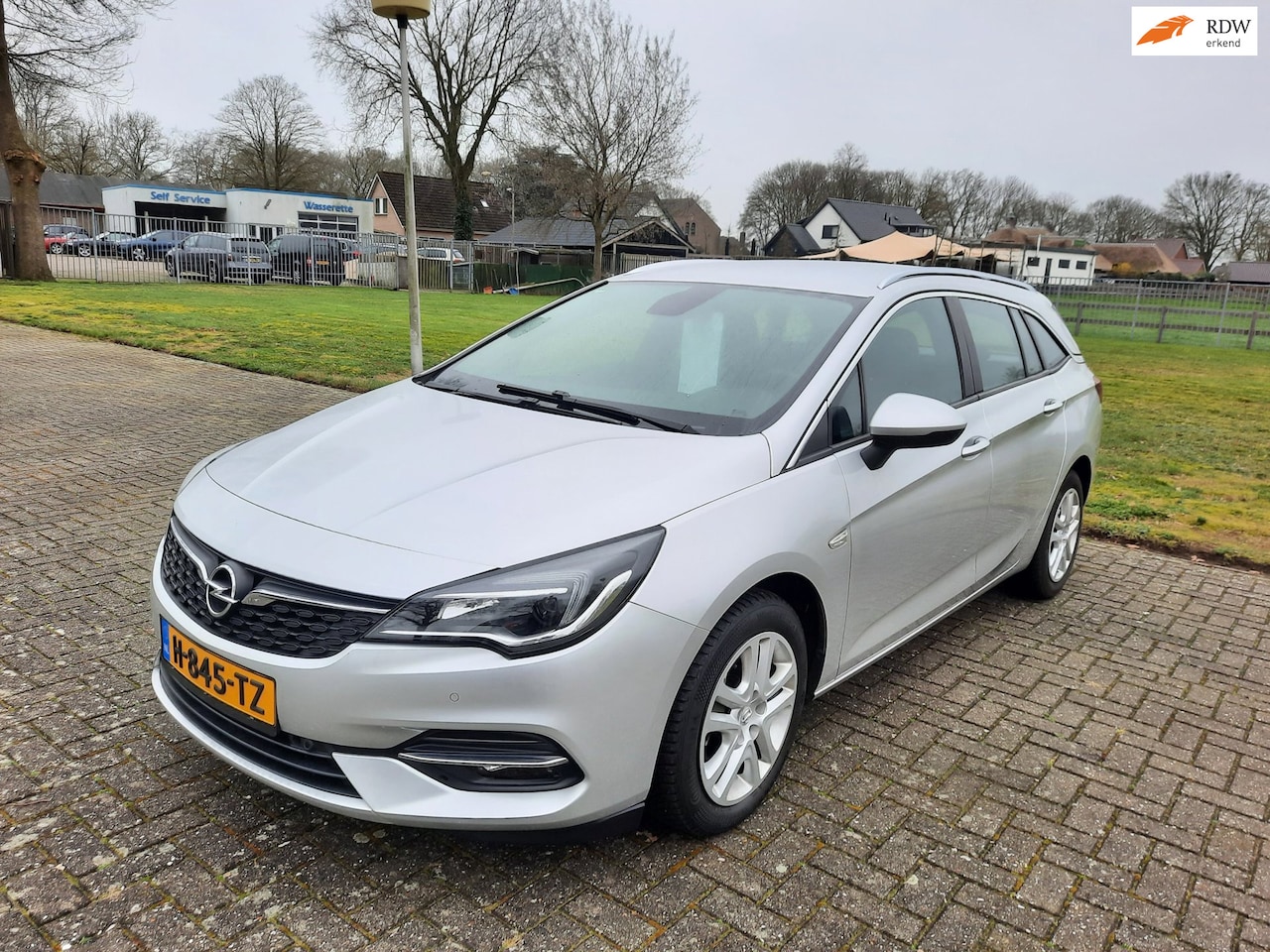 Opel Astra Sports Tourer - 1.2 Launch Edition 1.2 Launch Edition - AutoWereld.nl