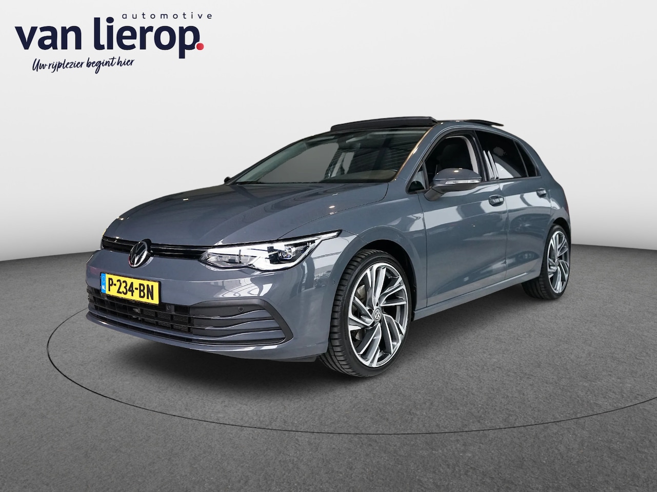 Volkswagen Golf - 1.5 eTSI PANO | SFEER | 19'' | IQ | CARPLAY - AutoWereld.nl