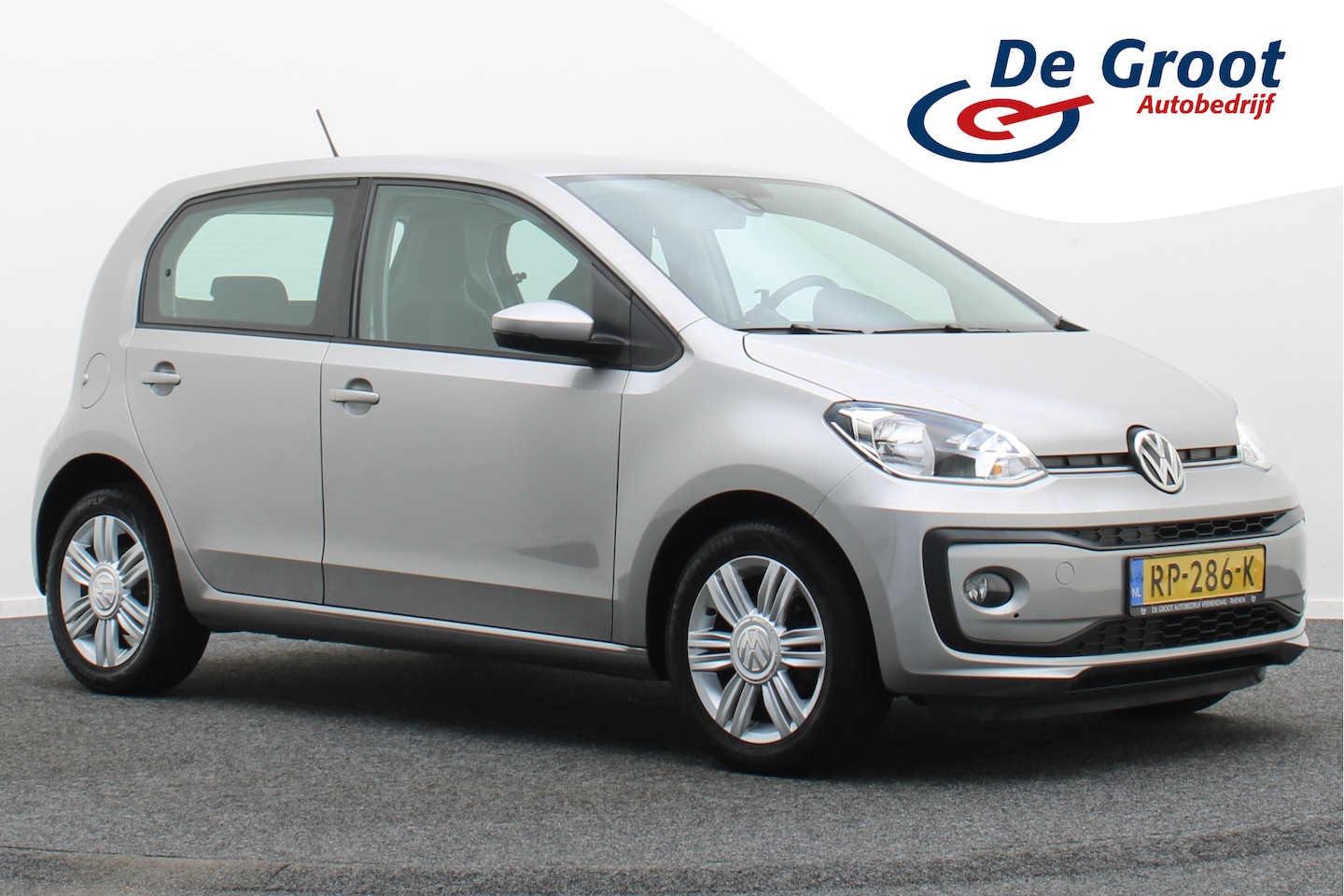Volkswagen Up! - 1.0 BMT high up! 1.0 BMT high up! 5-Deurs, Leder/Stof, Airco, Cruise, Bluetooth, Radio, PDC, 15'' - AutoWereld.nl