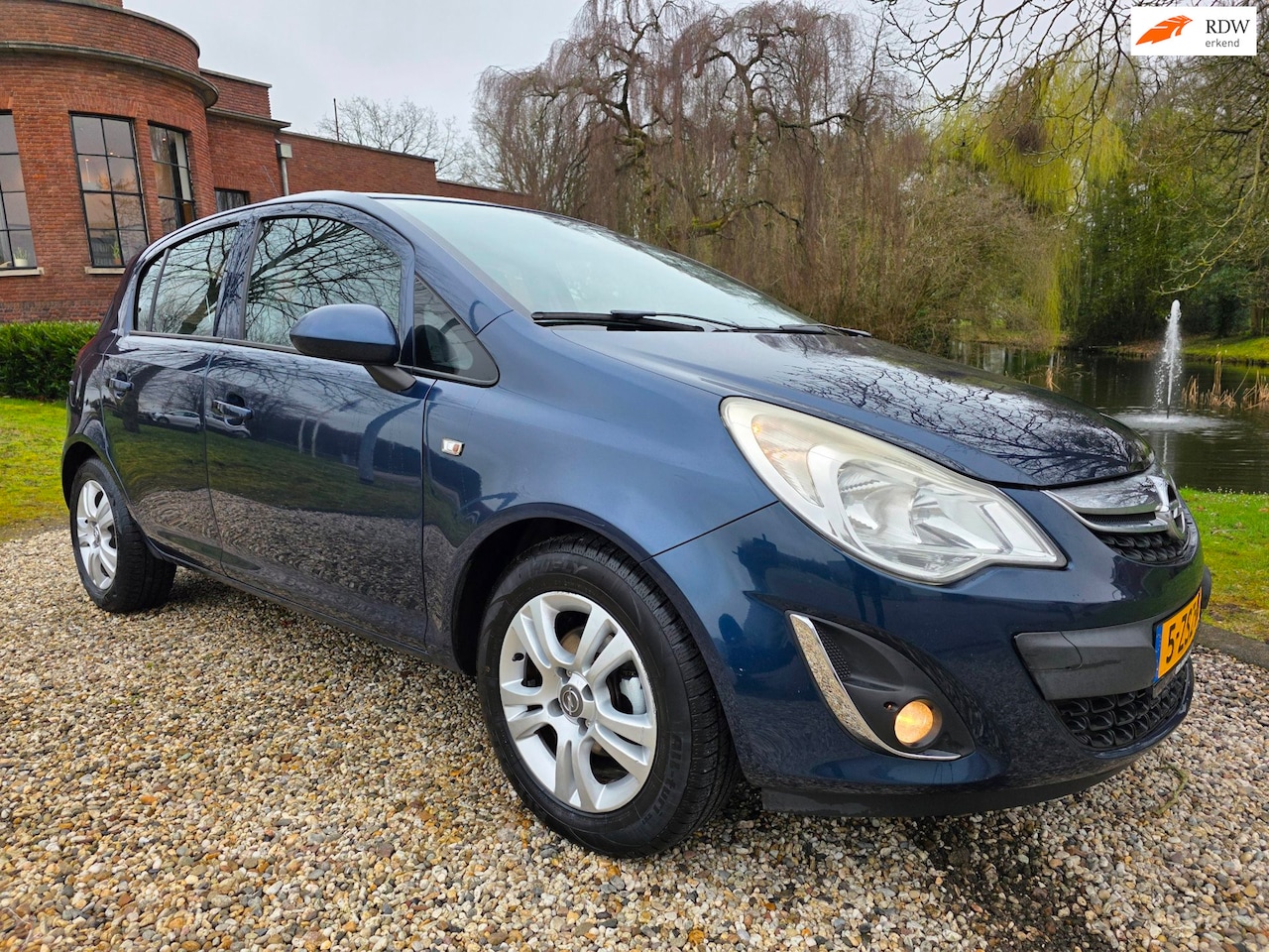 Opel Corsa - 1.2-16V Anniversary Edition AIRCO/cruise - AutoWereld.nl