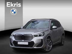 BMW iX1 - eDrive20 M Sportpakket Pro | Comfort Pack | 20 inch Multispaak (Styling 869) | Glazen pano