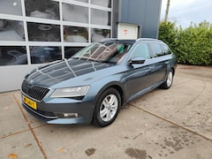 Skoda Superb Combi - 1.6 TDI Style Business Automaat