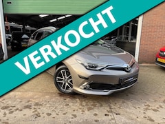 Toyota Auris Touring Sports - 1.8 Hybrid |PANO/TRHK/NAVI/PDC/CLIMA/VOL|