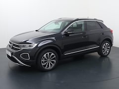 Volkswagen T-Roc - 1.5 TSI Style | 150 PK | Automaat | Navigatiesysteem | Achteruitrijcamera | Dodehoek detec